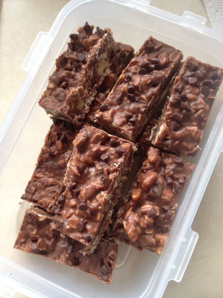 No-Bake Crunch Bars: A Quick and Easy Weight Watchers-Friendly Recipe