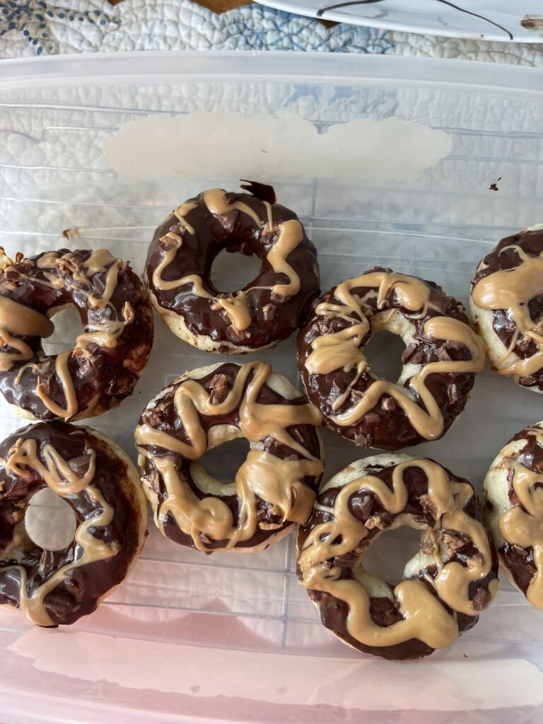 Three-Point Peanut Butter Donuts