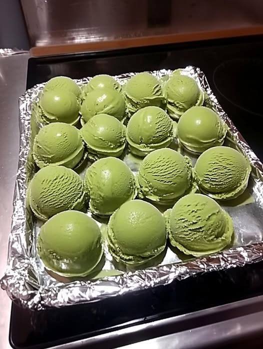 Frozen Avocado Scoops0 points – easy prep, no waste!