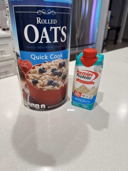 Protein-Packed Oatmeal2 points – keeps you full for hours