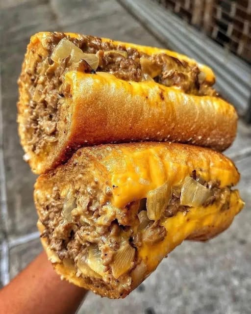 WW Philly Cheesesteak Sloppy Joes – 6 Points Per Serving