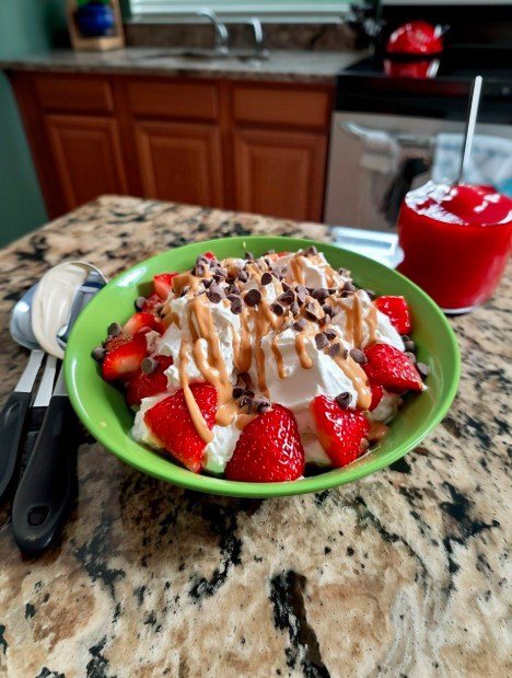 WW Strawberry Protein Yogurt Bowl