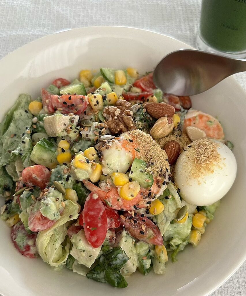 WW Creamy Shrimp & Avocado Salad (Light Version)