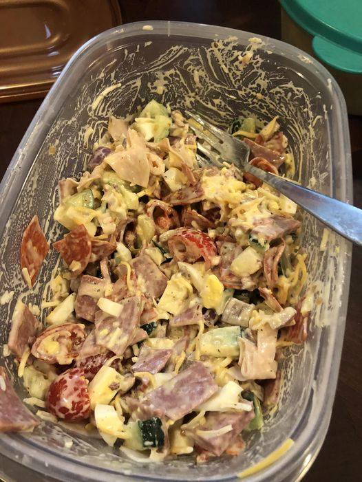 Cheesy No-Pasta Deli Salad (Low-Point!)