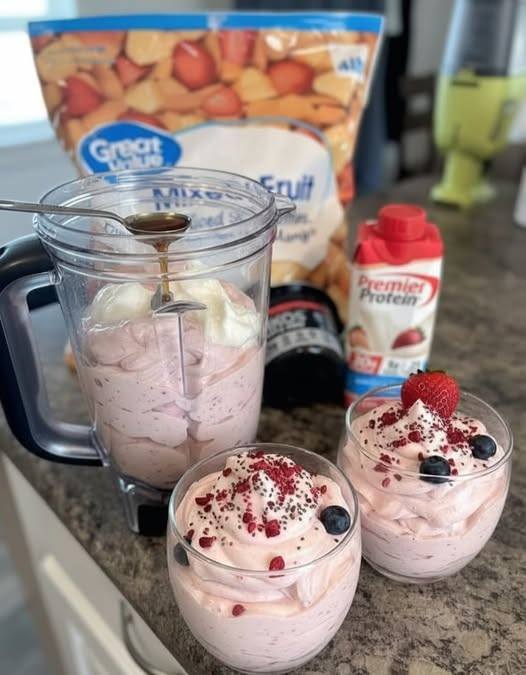 Ultra Low-Point Protein Berry Soft Serve Bliss