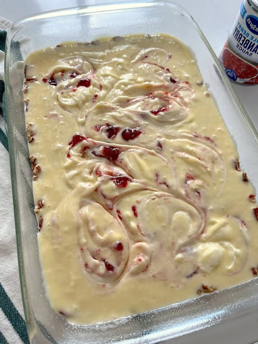 Ultra Low-Point Cranberry Cream Cheese Swirl Cake (WW Version)