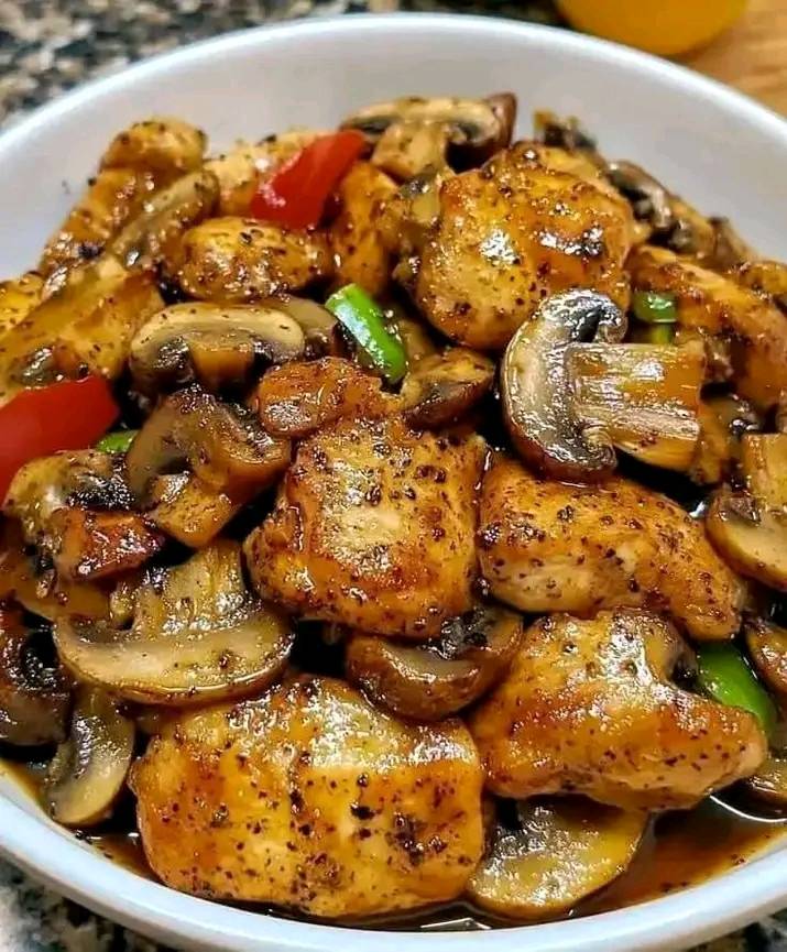 Garlic Mushroom Chicken Stir Fry (WW Friendly)