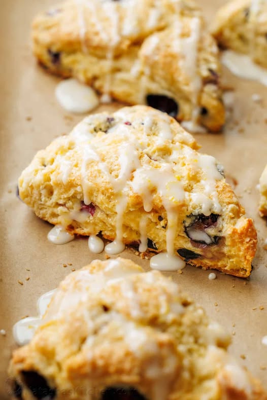 Weight Watchers Blueberry Scones with Lemon Glaze