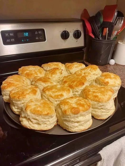 Buttermilk Biscuits (Weight Watchers – 4 Points)