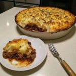 Hearty Beef and Rice Casserole with Cheese